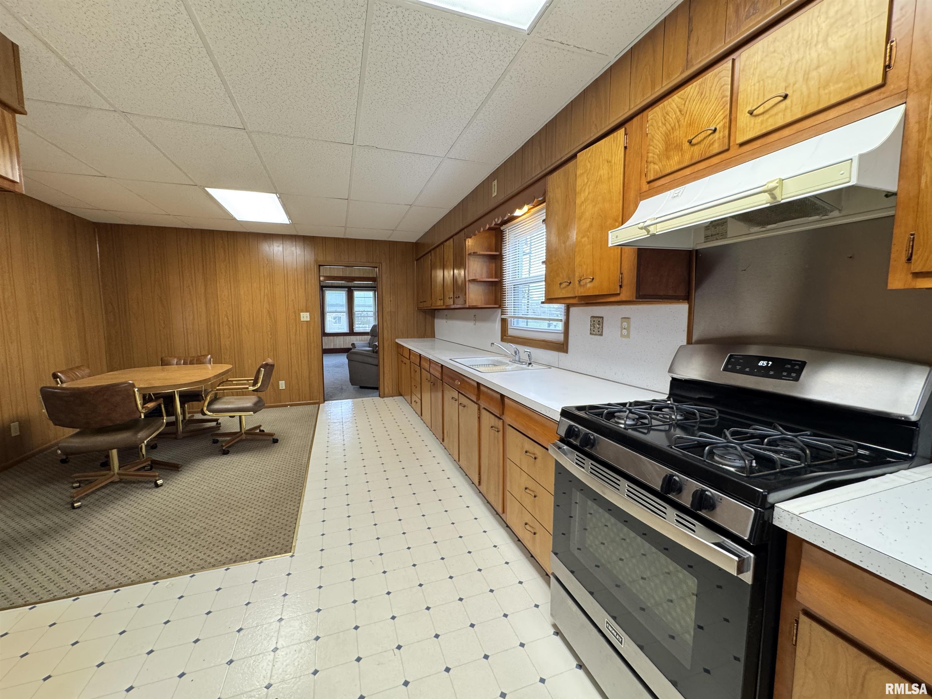 307 Lafayette Street Avon, IL 61415 - Photo 20 of 36