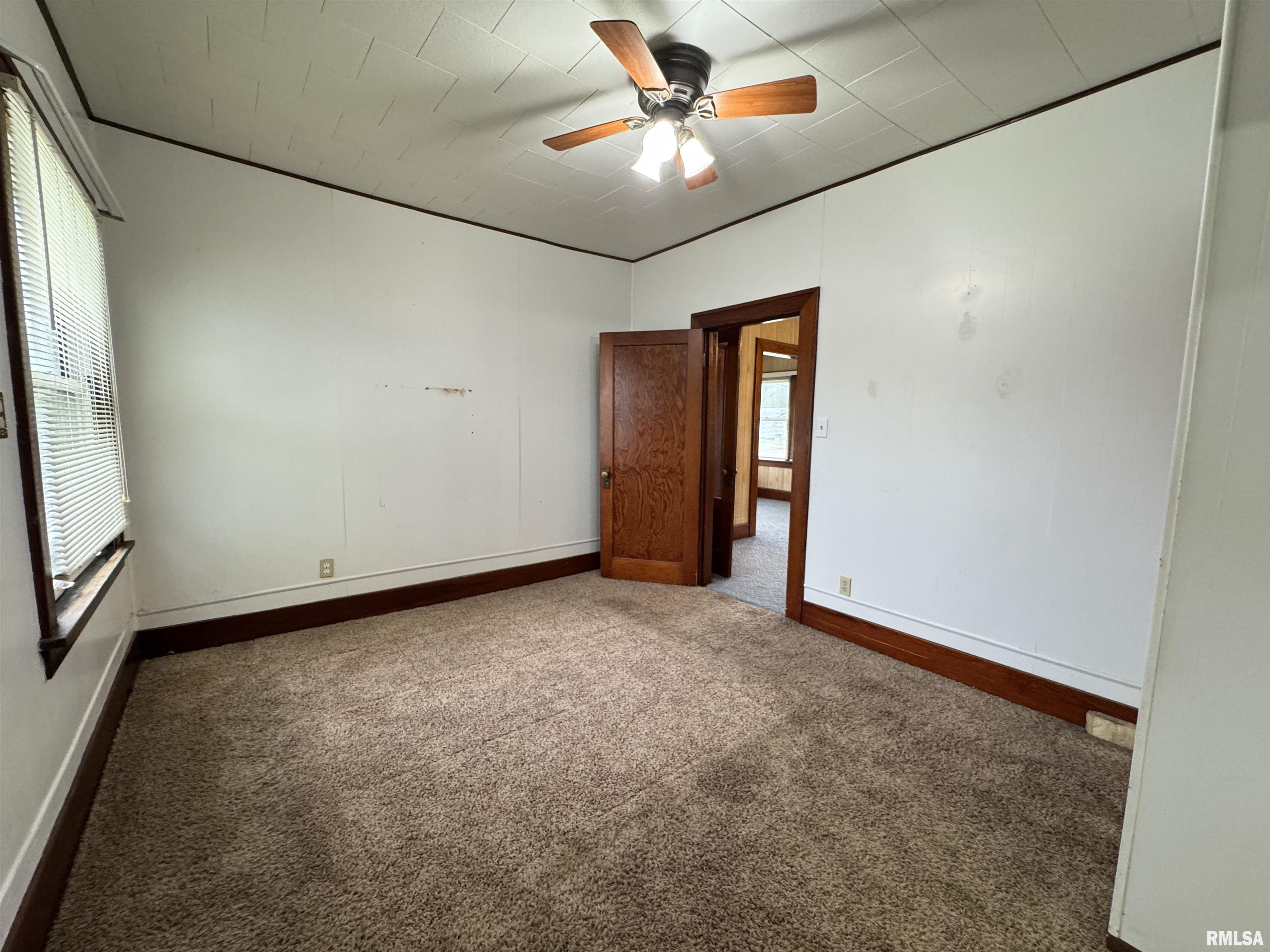 307 Lafayette Street Avon, IL 61415 - Photo 31 of 36