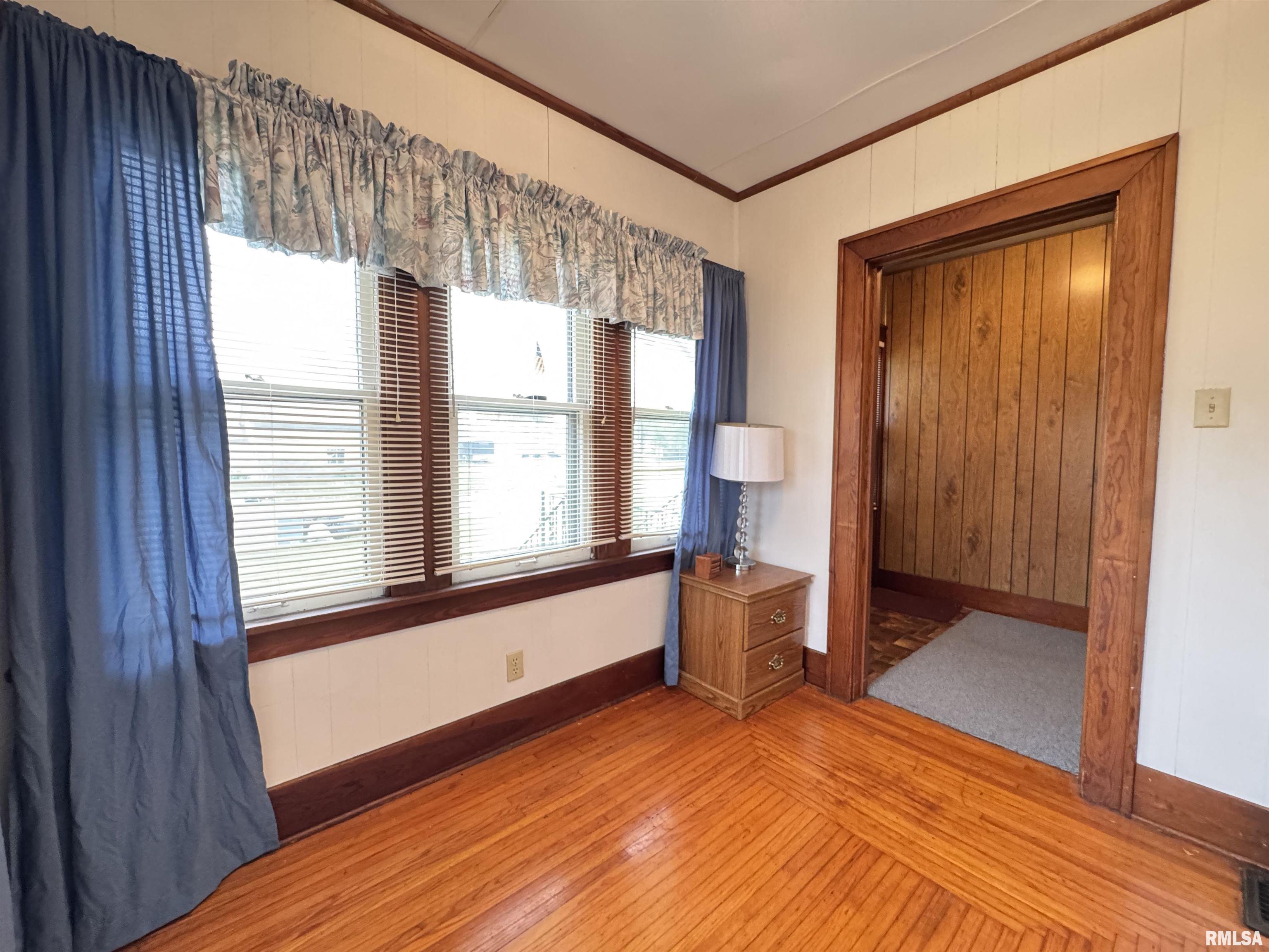 307 Lafayette Street Avon, IL 61415 - Photo 10 of 36
