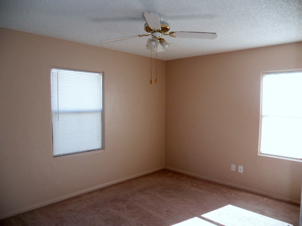 260 Southern Road El Cajon, CA 92020 - Photo 3 of 25 Gallery Image 3