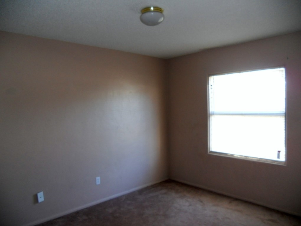 260 Southern Road El Cajon, CA 92020 - Photo 4 of 25 Gallery Image 4