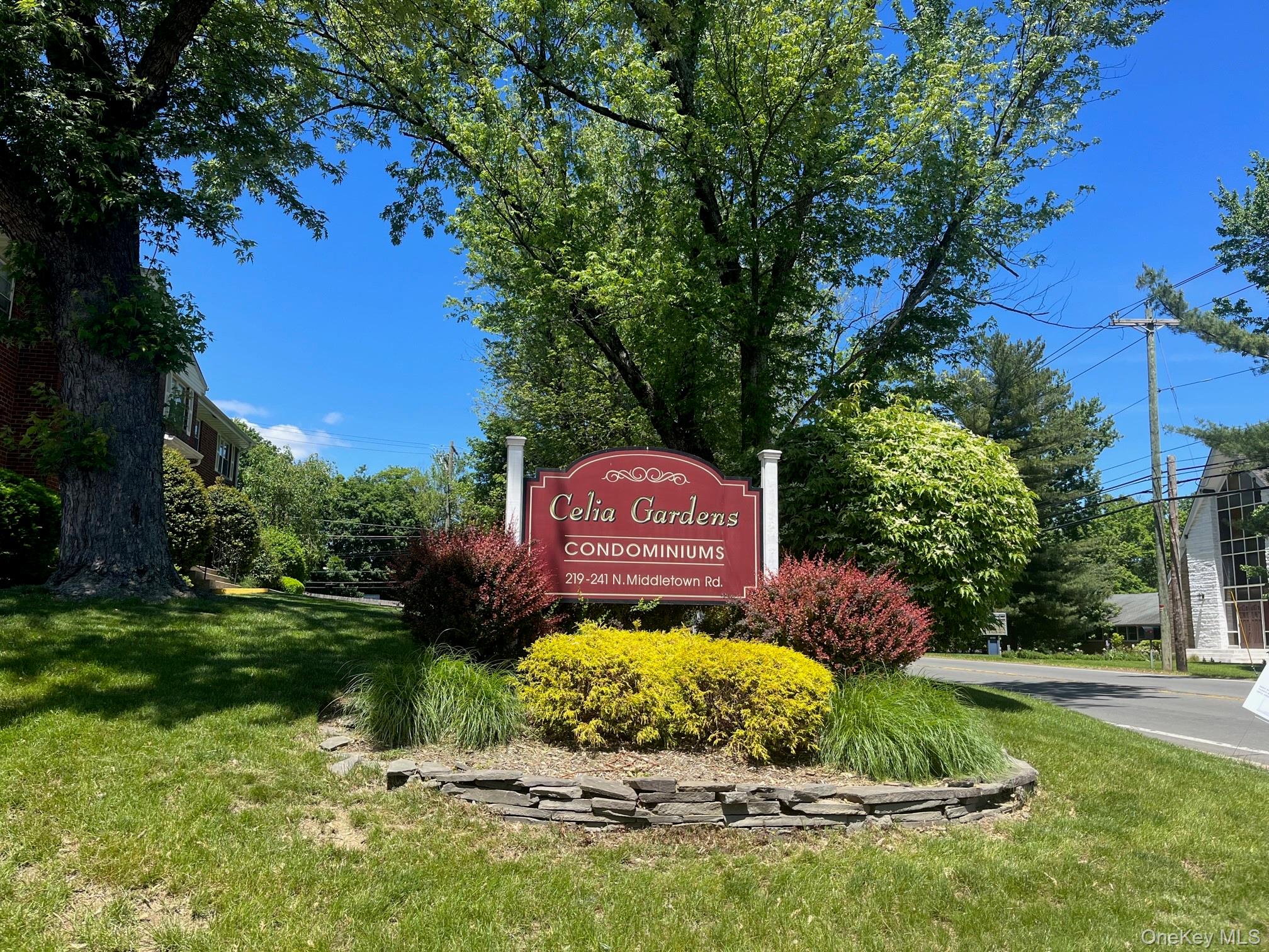 225 North Middletown Road, Unit D Pearl River, NY 10965 - Photo 1 of 20