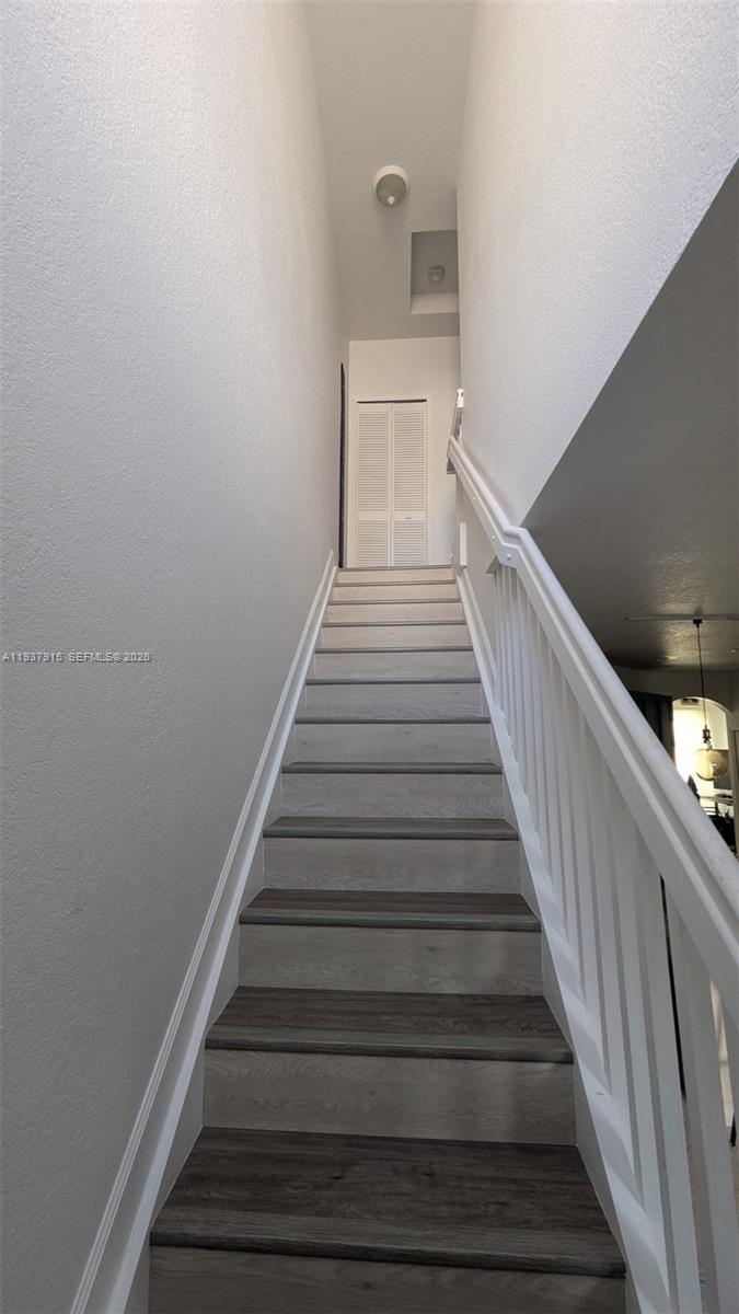 12293 Southwest 123rd Terrace Miami, FL 33186 - Photo 19 of 30 a view of entryway