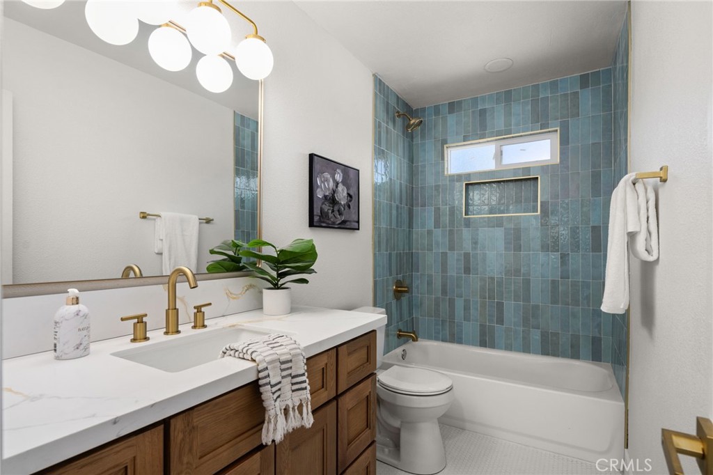 9642 Surrey Avenue Montclair, CA 91763 - Photo 19 of 41