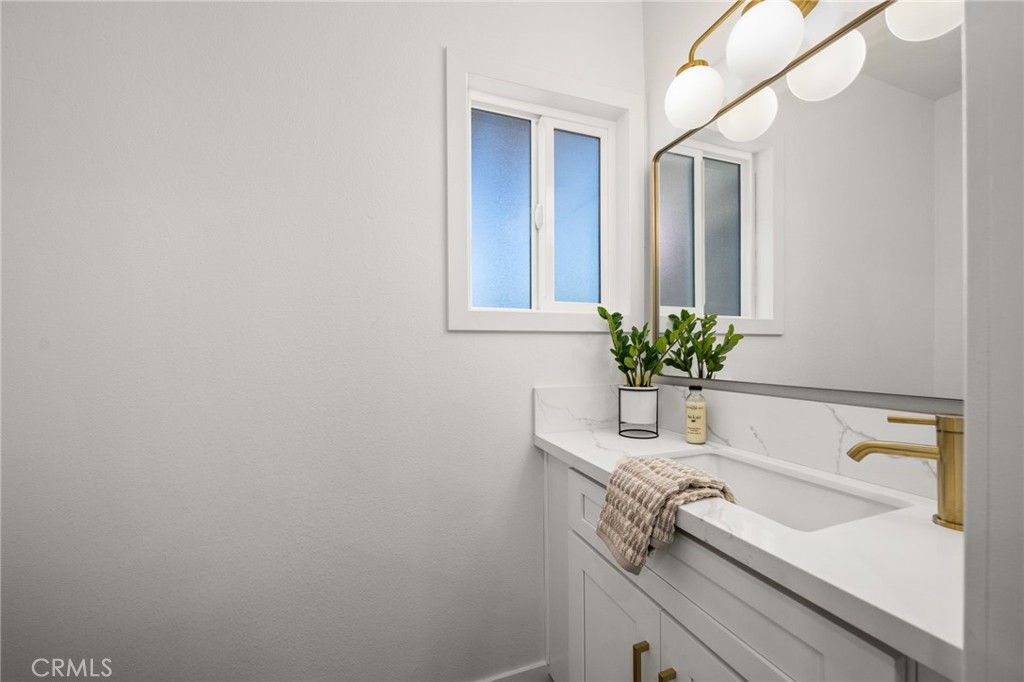 9642 Surrey Avenue Montclair, CA 91763 - Photo 22 of 41