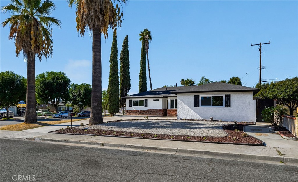 9642 Surrey Avenue Montclair, CA 91763 - Photo 5 of 41