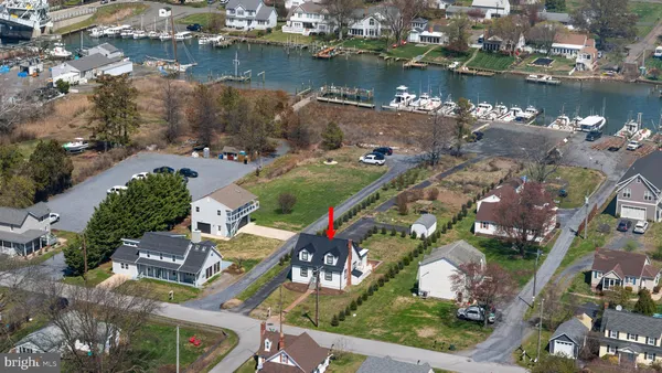 $895,000 | 21560 Chicken Point Road, Tilghman, MD 21671