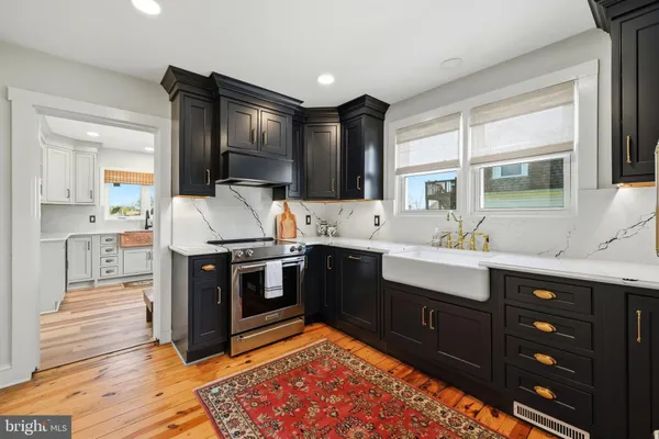 $895,000 | 21560 Chicken Point Road, Tilghman, MD 21671