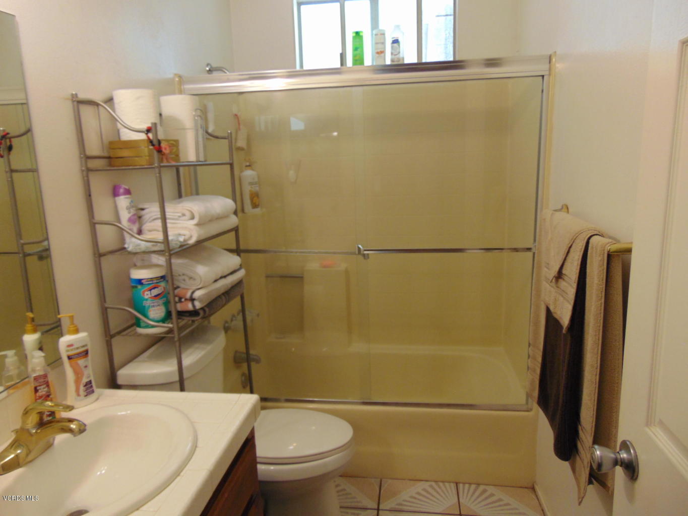 34440 Red Rover Mine Road Acton, CA 93510 - Photo 21 of 39 a bathroom with a sink toilet and shower