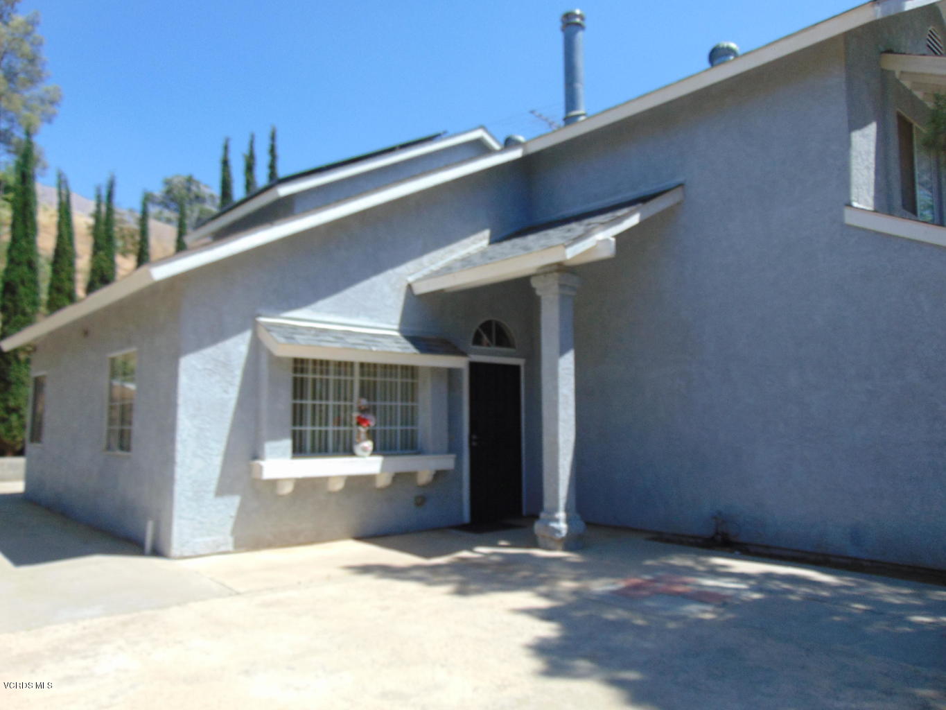 34440 Red Rover Mine Road Acton, CA 93510 - Photo 27 of 39 a view of a building stairs