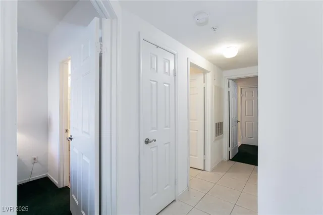 $250,000 | 6480 Annie Oakley Drive, Unit 511, Las Vegas, NV 89120