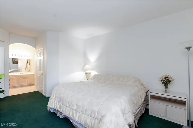 $250,000 | 6480 Annie Oakley Drive, Unit 511, Las Vegas, NV 89120