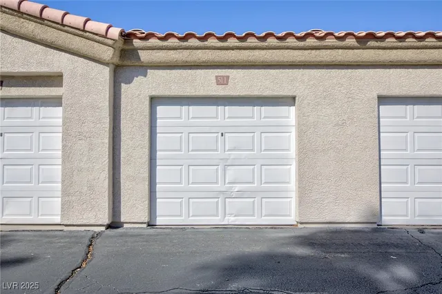 $250,000 | 6480 Annie Oakley Drive, Unit 511, Las Vegas, NV 89120