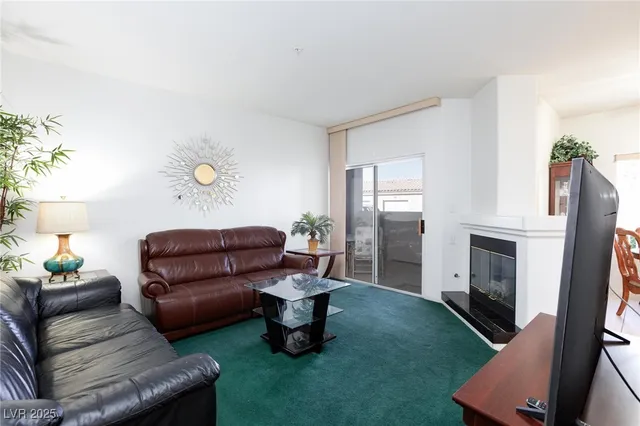 $250,000 | 6480 Annie Oakley Drive, Unit 511, Las Vegas, NV 89120