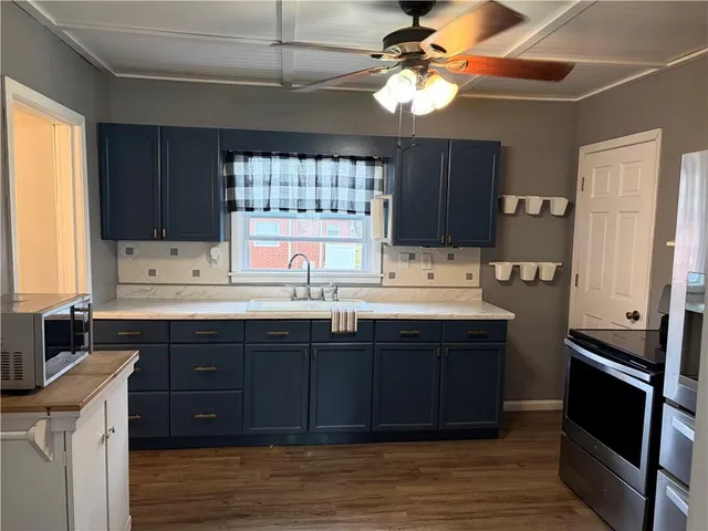 $215,000 | 211 East 5th Street, Lawson, MO 64062