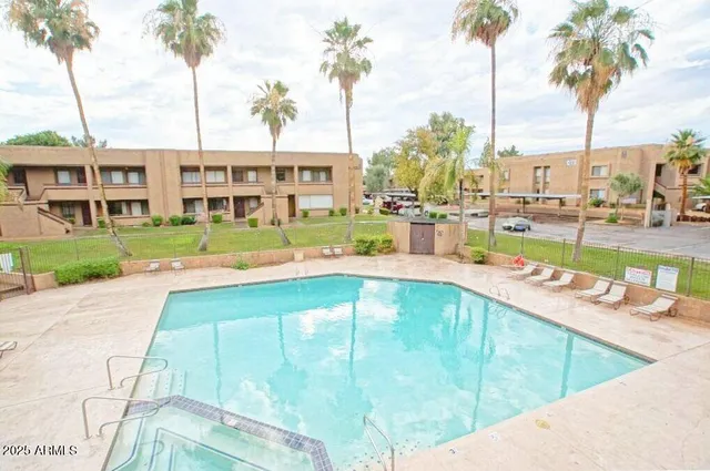 $1,195 | 3601 West Tierra Buena Lane, Unit 237, Phoenix, AZ 85053