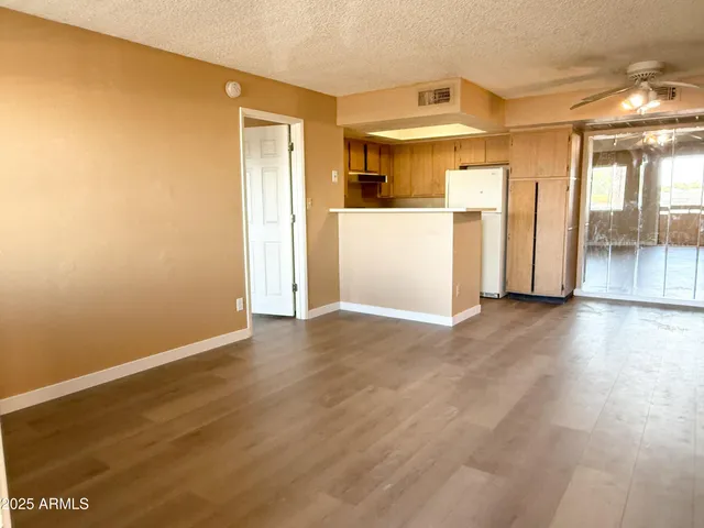 $1,195 | 3601 West Tierra Buena Lane, Unit 237, Phoenix, AZ 85053