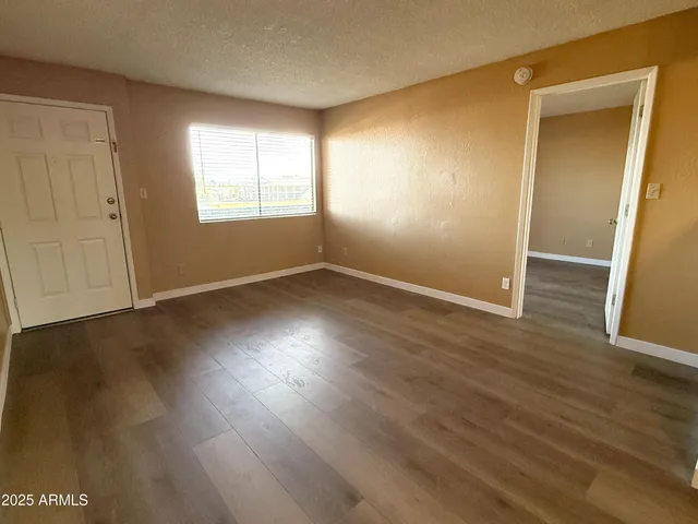 $1,195 | 3601 West Tierra Buena Lane, Unit 237, Phoenix, AZ 85053