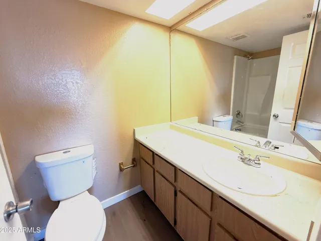 $1,195 | 3601 West Tierra Buena Lane, Unit 237, Phoenix, AZ 85053