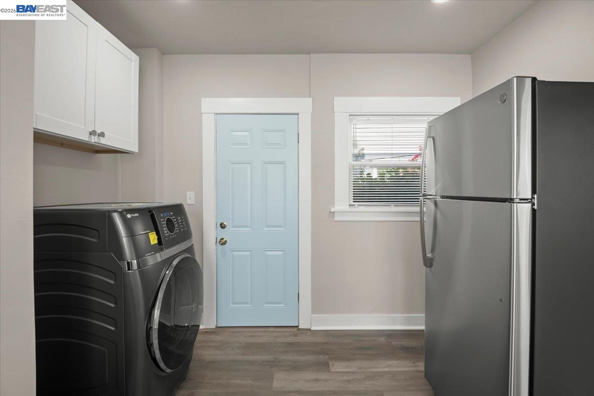 1504 Tenth Street Berkeley, CA 94710 - Photo 8 of 12 a view of a kitchen with refrigerator and cabinet