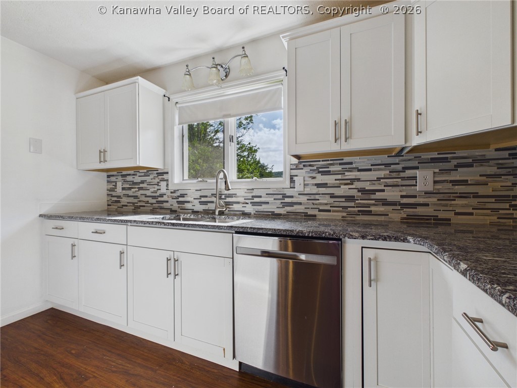 240 Jamestown Road Nitro, WV 25143 - Photo 12 of 37 Gallery Image 12