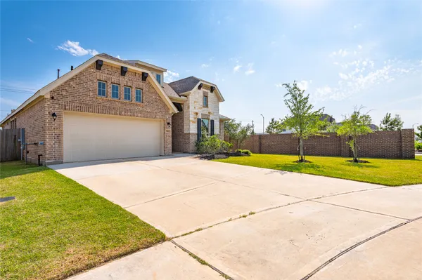 $420,000 | 7802 Bellwick Court, Pasadena, TX 77505