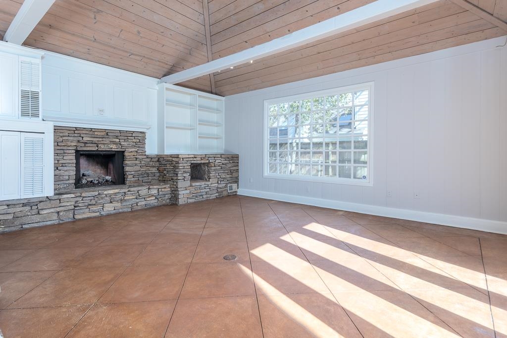 500 Colonial Road Memphis, TN 38117 - Photo 15 of 35