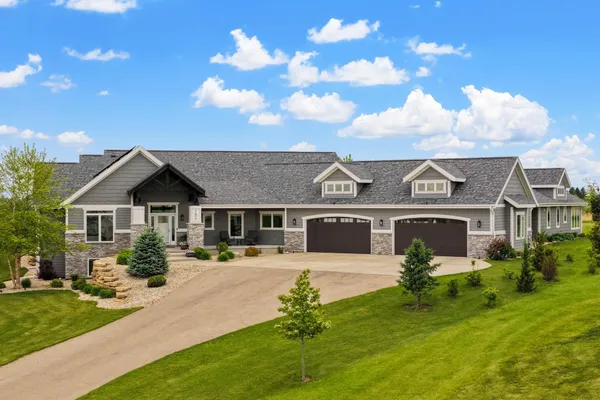$2,200,000 | 7606 Driftless Rdg Way, Verona, WI 53593