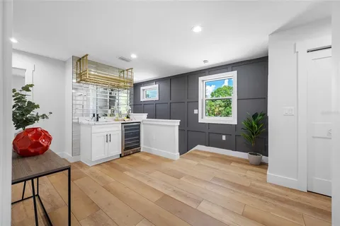 $770,000 | 1004 West Henry Avenue, Tampa, FL 33604