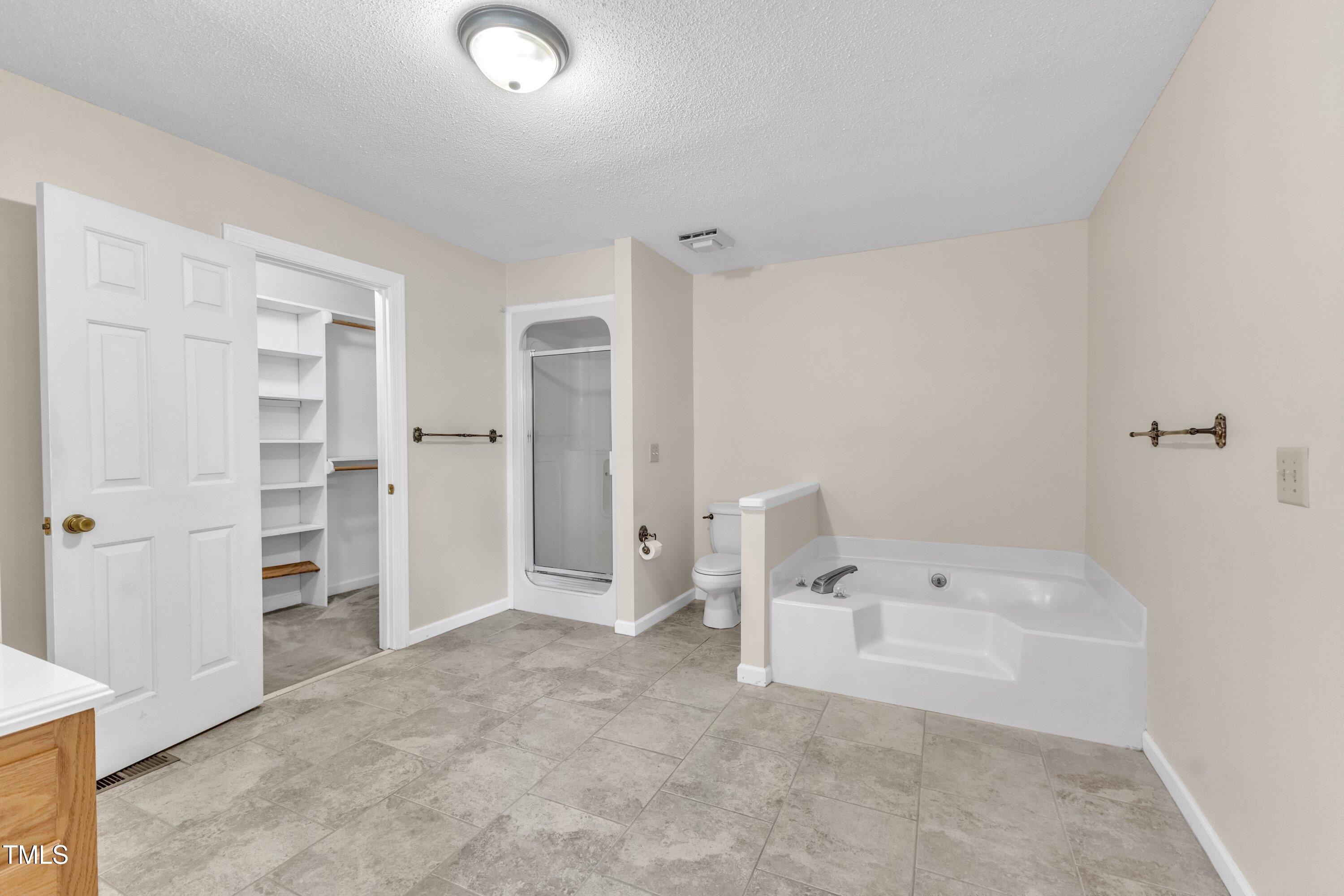 3909 Inland Court Raleigh, NC 27606 - Photo 28 of 57 28-3909 Inland Ct-39