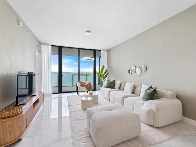 $1,849,000 | 700 Northeast 24th Street, Unit 606, Miami, FL 33137