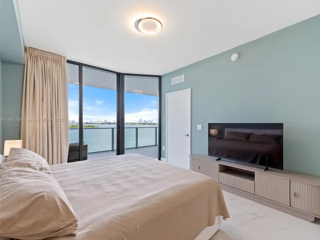 $1,849,000 | 700 Northeast 24th Street, Unit 606, Miami, FL 33137