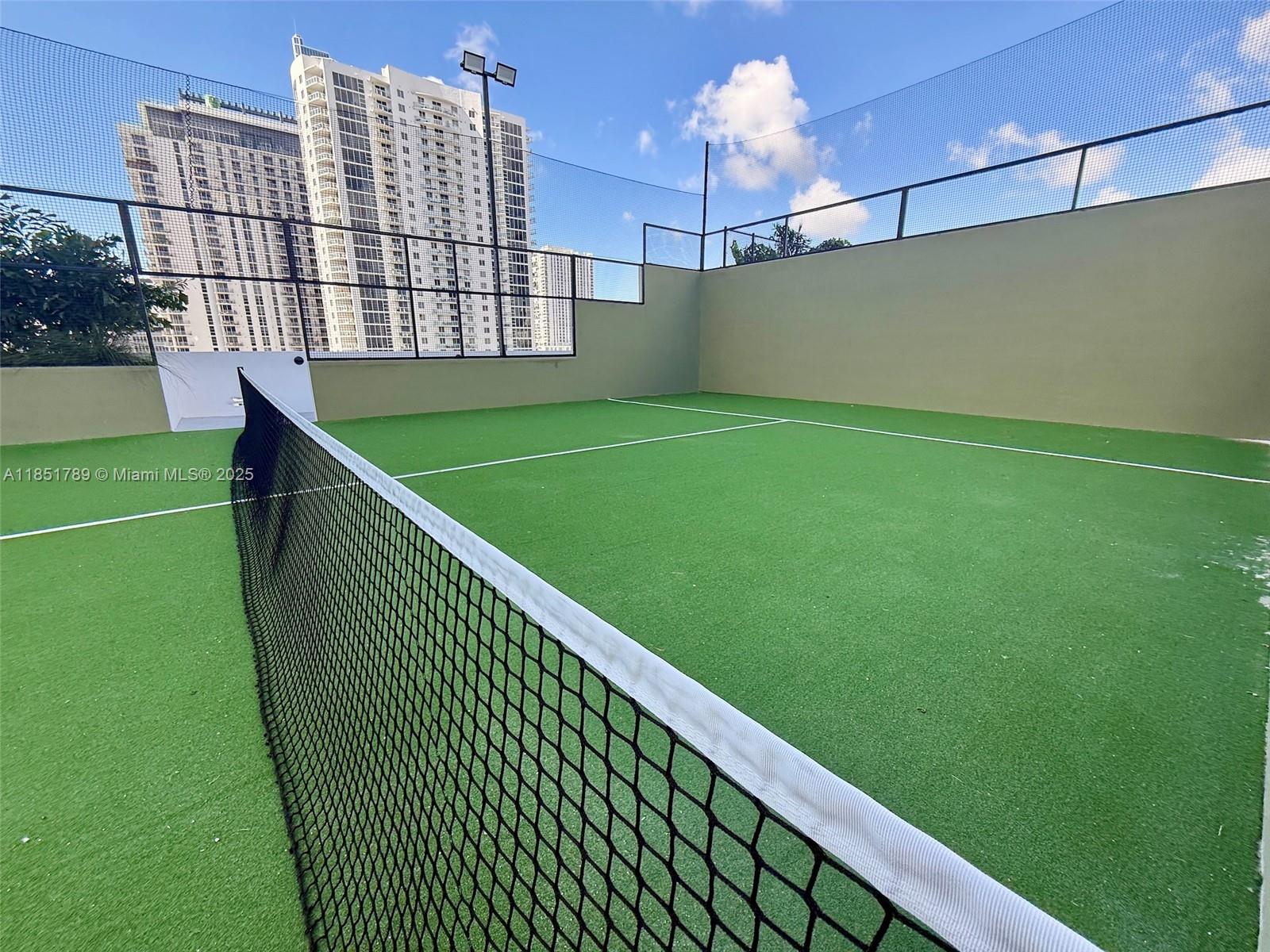 700 Northeast 24th Street, Unit 606 Miami, FL 33137 - Photo 36 of 54