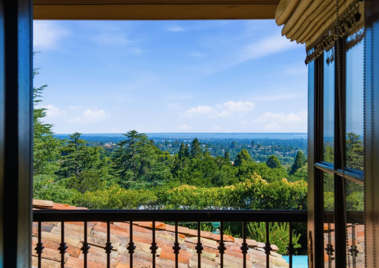 10285 Magdalena Road Los Altos Hills, CA 94024 - Photo 31 of 63 Gallery Image 31
