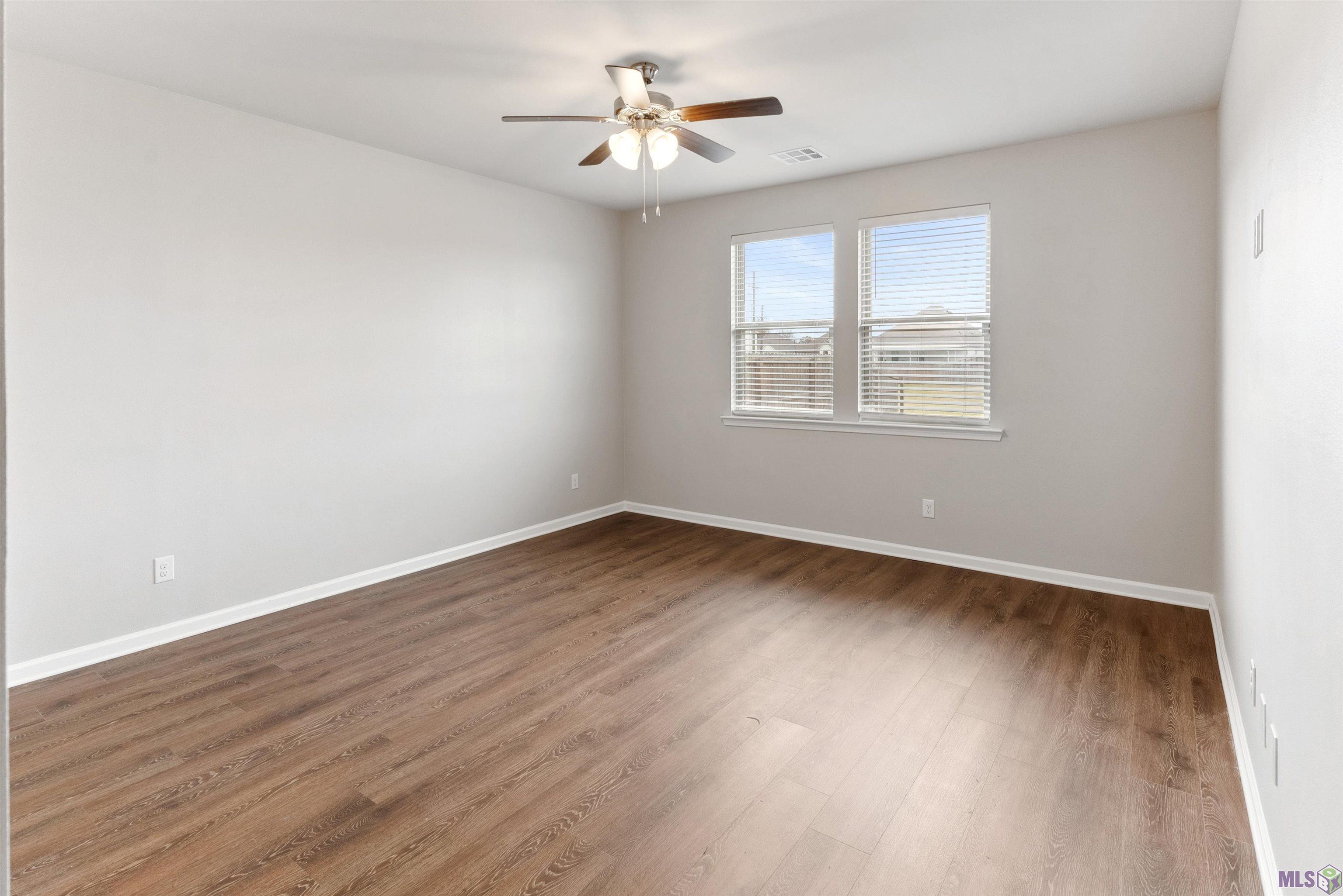 4518 Malbec Avenue Baton Rouge, LA 70817 - Photo 4 of 11