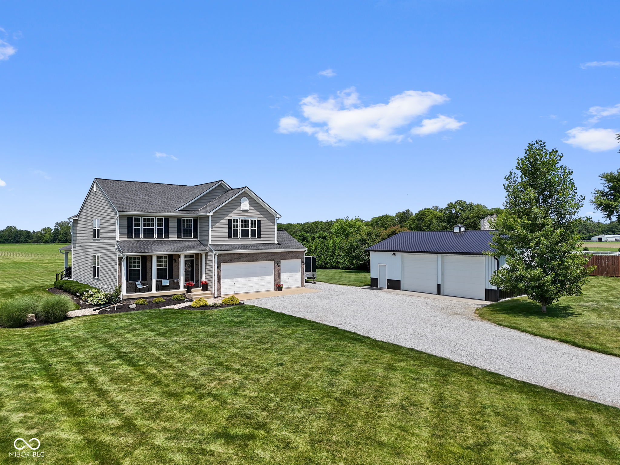 6412 Stein Road Greenwood, IN 46143 - Photo 3 of 58