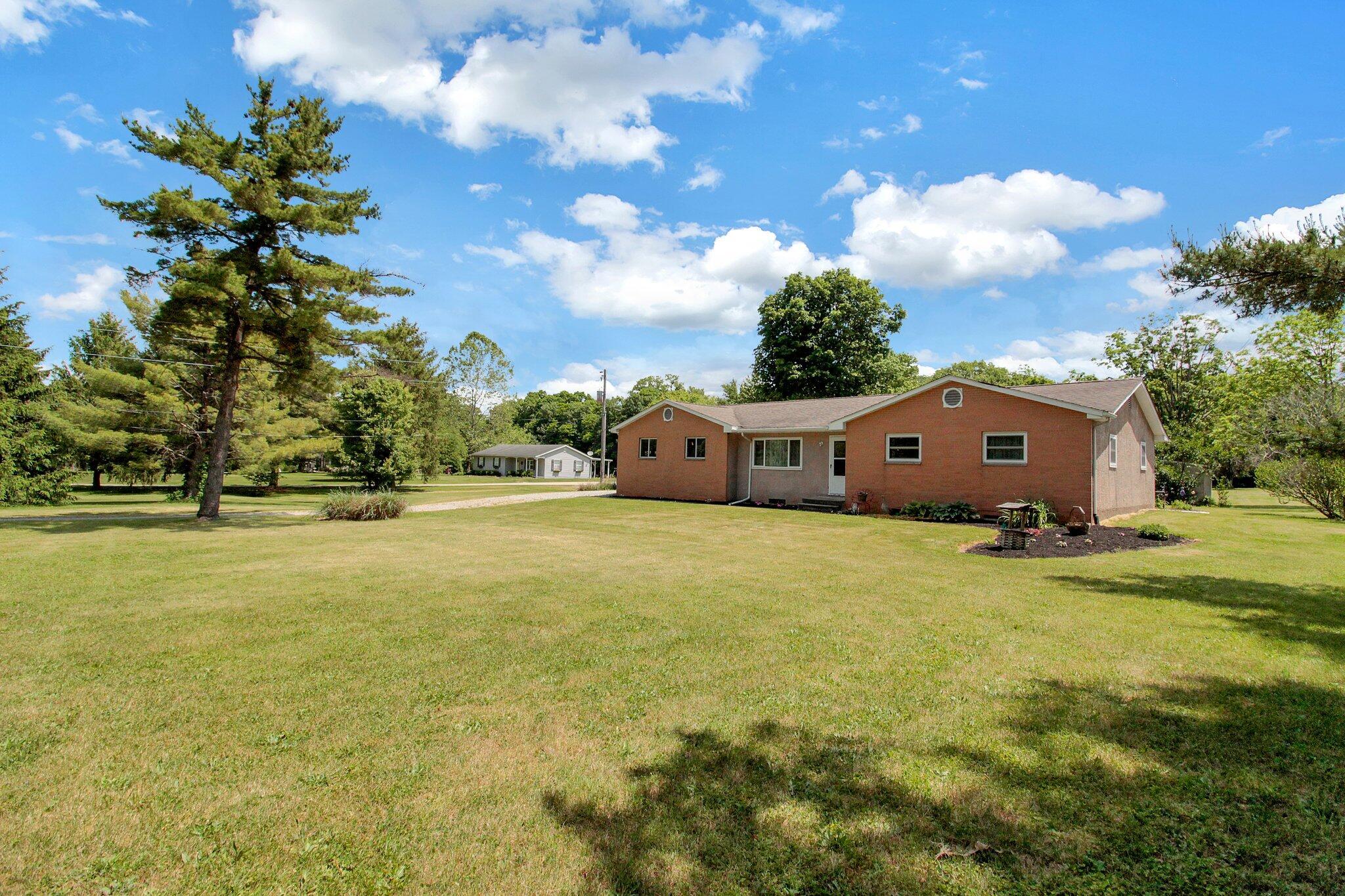 5760 Amanda Northern Road Carroll, OH 43112 - Photo 1 of 23 4-web-or-mls-5760-amanda-northern-rd