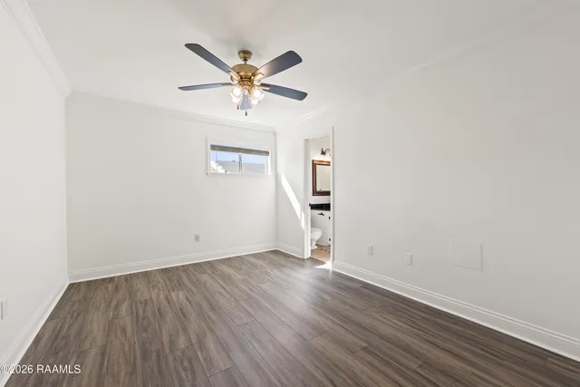 $205,000 | 305 Halcott Drive, Unit 122, Lafayette, LA 70503