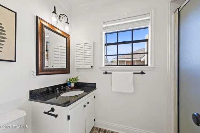 $205,000 | 305 Halcott Drive, Unit 122, Lafayette, LA 70503