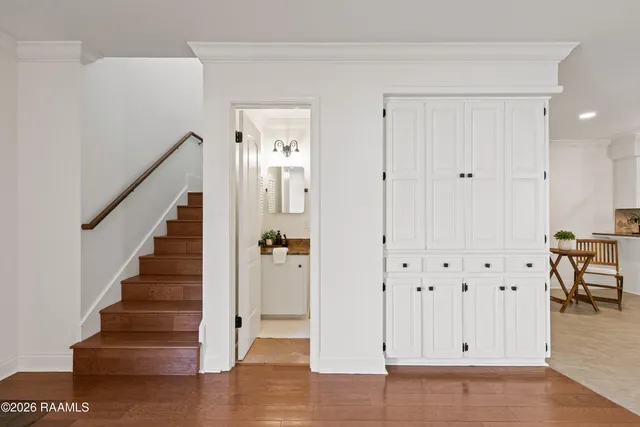 $205,000 | 305 Halcott Drive, Unit 122, Lafayette, LA 70503