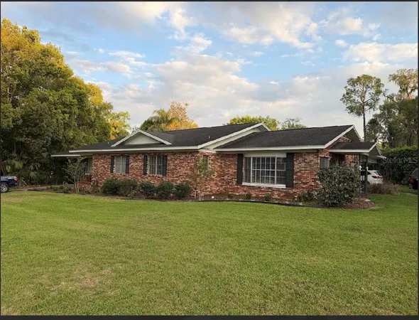 $2,000 | 305 Southeast 10th Avenue, Ocala, FL 34471