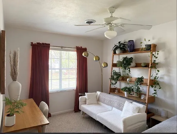 $2,000 | 305 Southeast 10th Avenue, Ocala, FL 34471