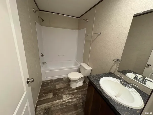 $54,000 | 308 South Main Street, Iuka, IL 62849