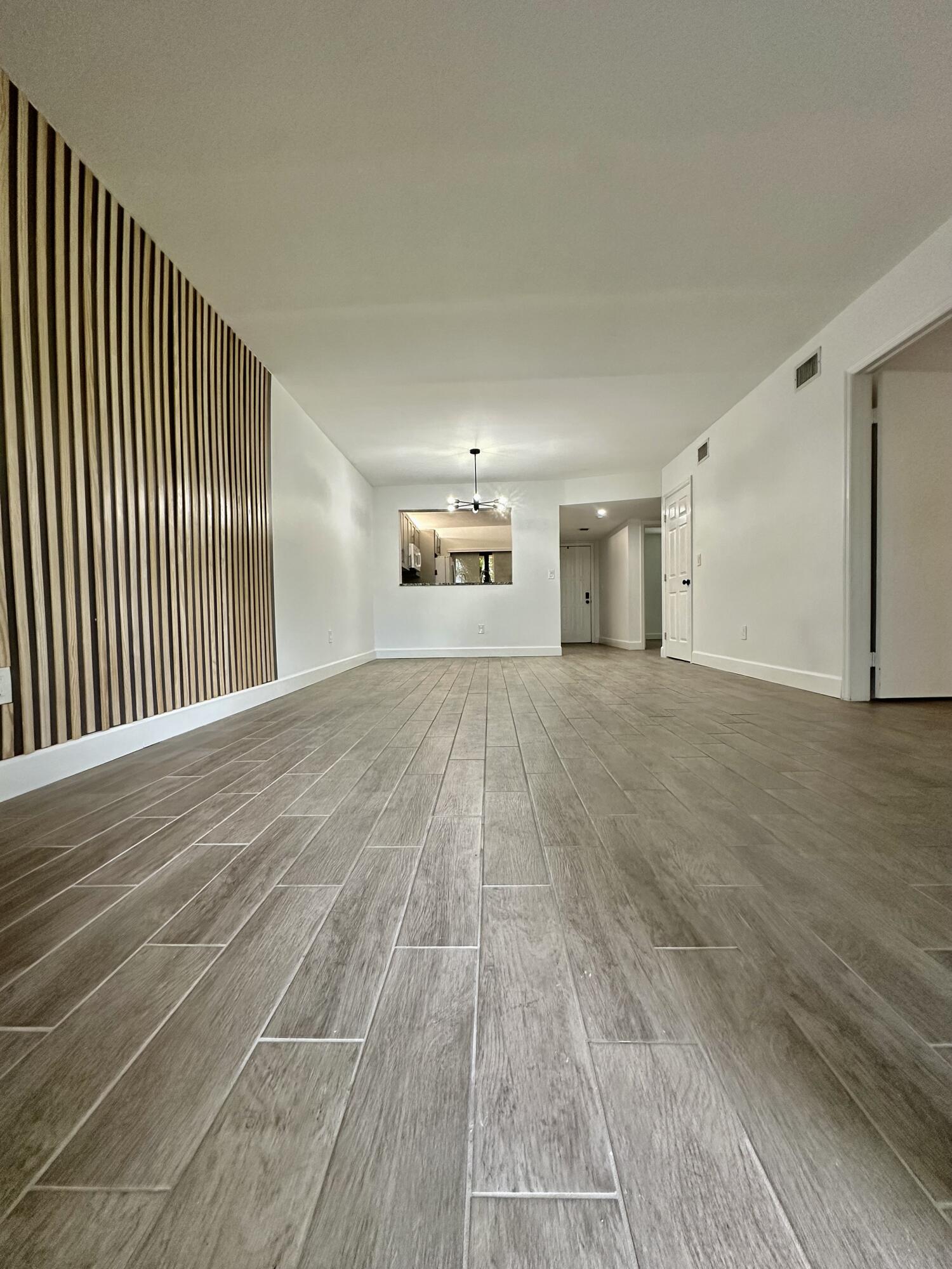 351 Club Circle, Unit 108 Boca Raton, FL 33487 - Photo 11 of 33 IMG_1198
