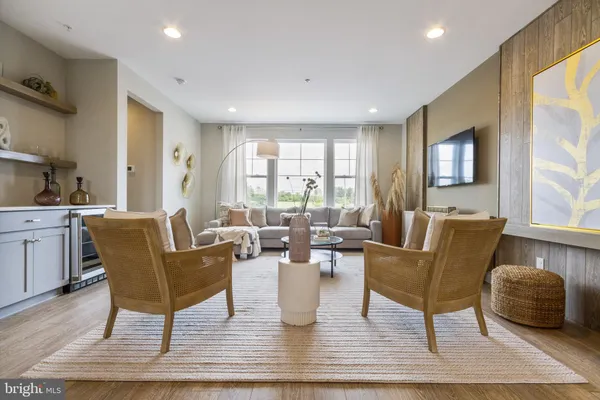 $599,990 | 122 Jameson Way, Unit 8, Chalfont, PA 18914