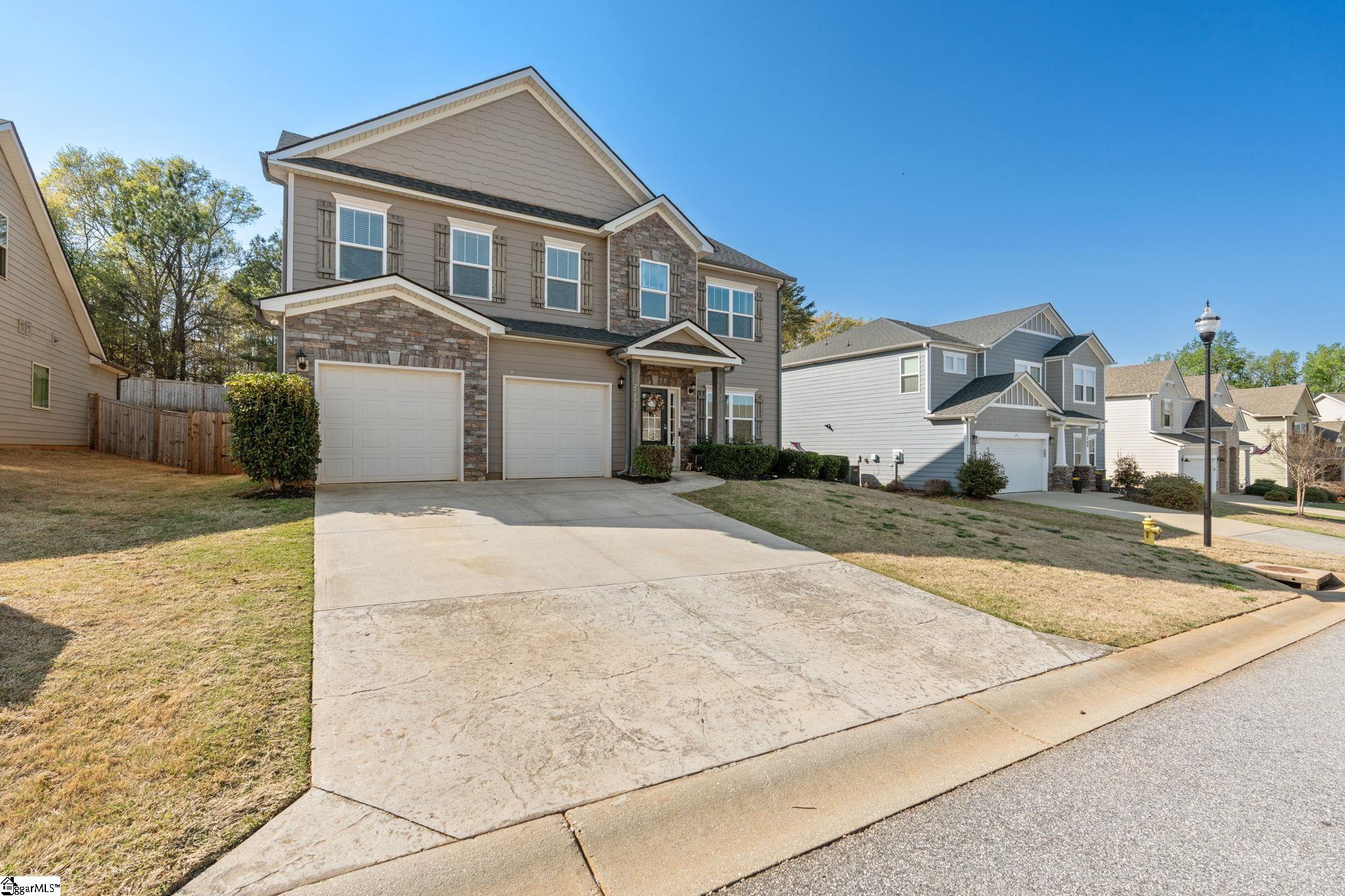 265 Delbourne Lane Greer, SC 29651 - Photo 3 of 47