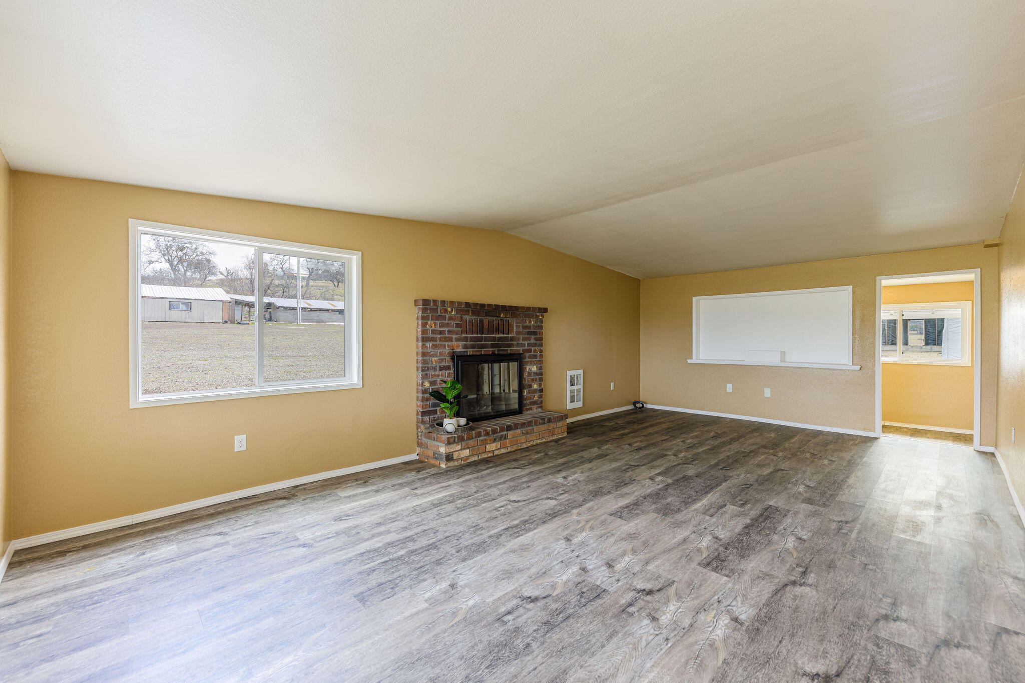 612 Brownsboro-Meridian Road Eagle Point, OR 97524 - Photo 22 of 63 HD-57