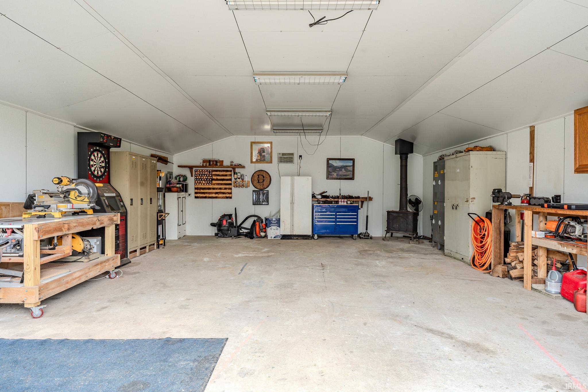 11612 South Springboro Road Brookston, IN 47923 - Photo 6 of 32 Gallery Image 6