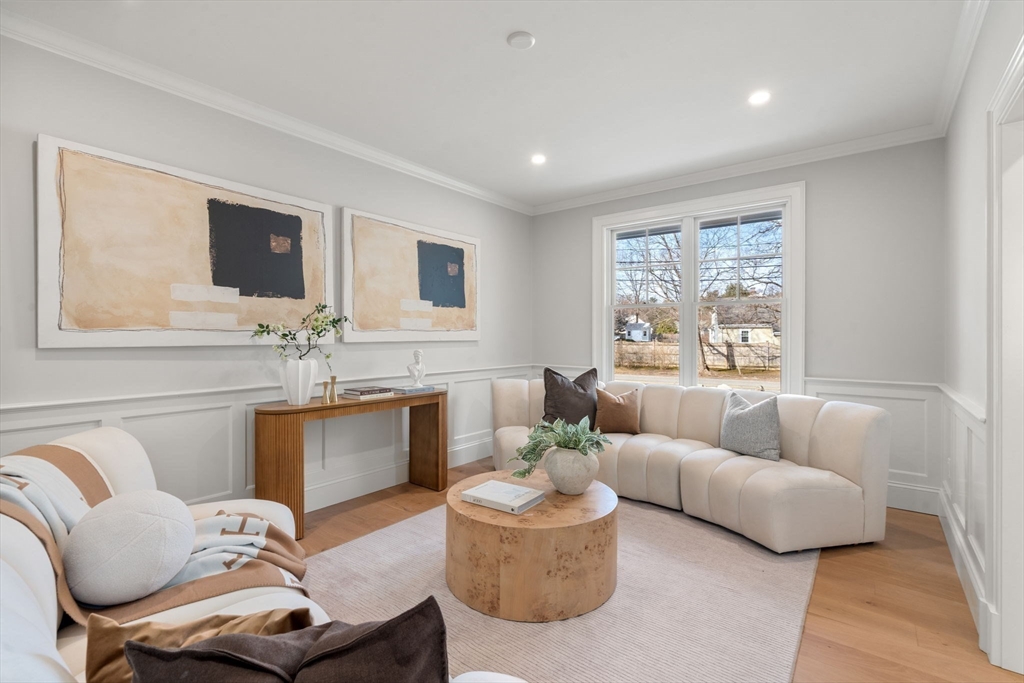 183 Conant Road Weston, MA 02493 - Photo 9 of 22