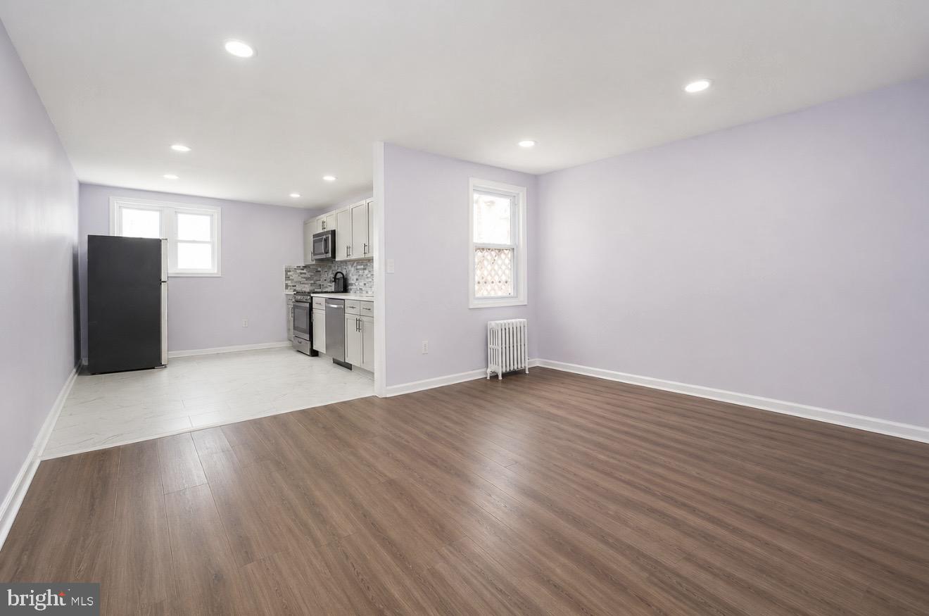 246 Wiltshire Road Upper Darby, PA 19082 - Photo 10 of 33